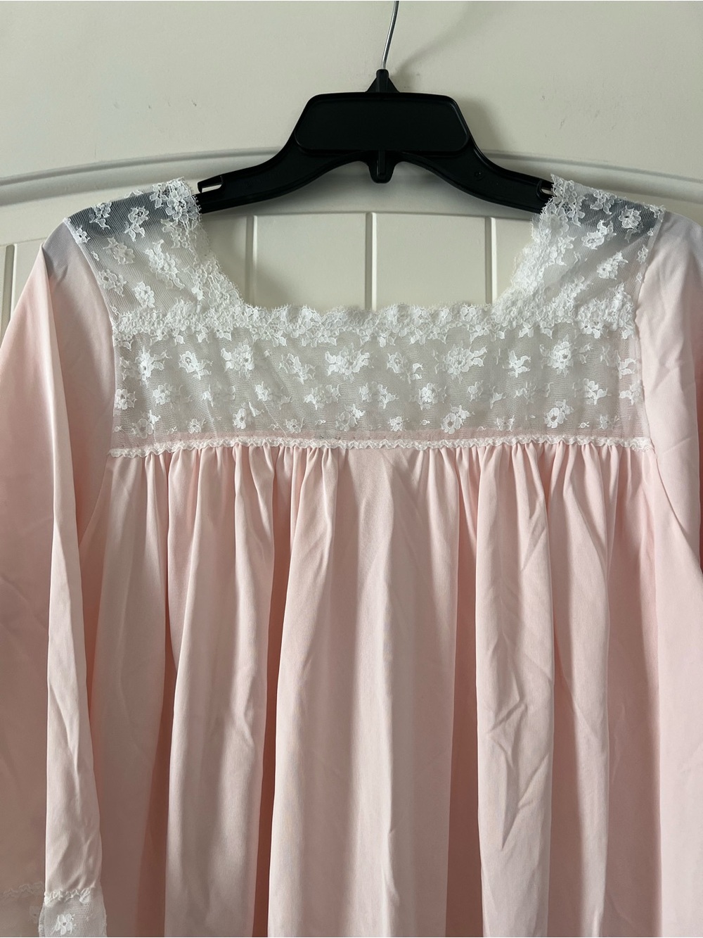 Vintage Lord & Taylor Nightgown Pink & white Stain Sheer white lace trim medium - Picture 3 of 8